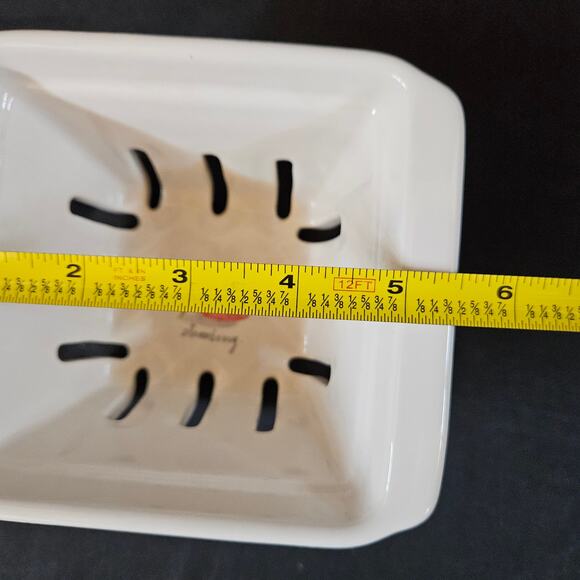 Rae Dunn Artisan Collection Strawberry Basket White Farmhouse Home Decor - Picture 9 of 11